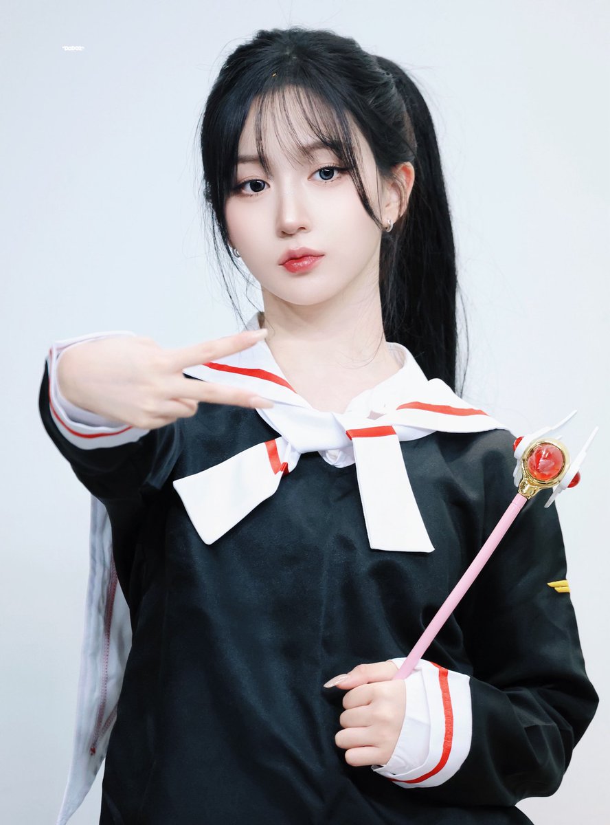DODOZ_jwbe's tweet photo. 251026 해원 HQ

🪄🪄

#HAEWON #해원
#NMIXX #엔믹스 https://t.co/ys8miqlOKk