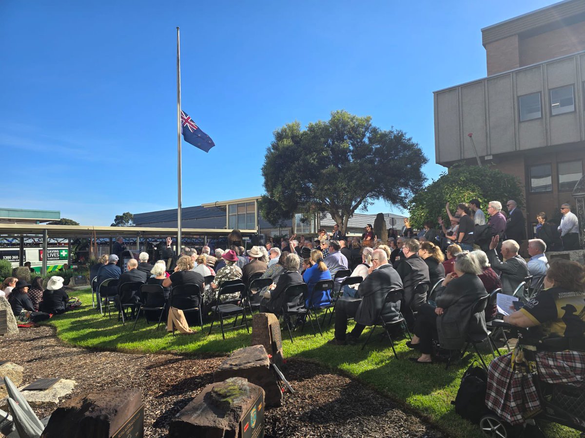 ACarbinesMP's tweet photo. The Remembrance Garden at ‘The Repat’ is my happy place. Always good memories &amp; the best people. Care &amp; compassion are at the heart of all that happens here. It’s truly a place for all. Supporting veterans for 85 years. #lestweforget https://t.co/acx2gEBQuU