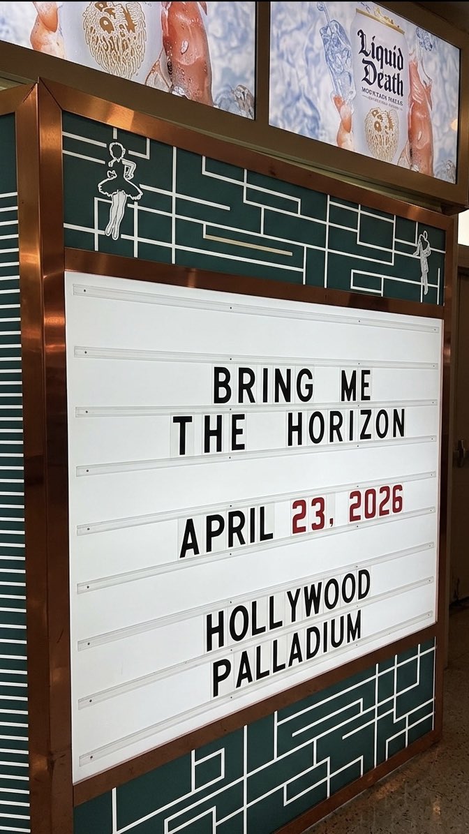 yohaku_singo's tweet photo. 開演！
#BMTH #BringMeTheHorizon #DyingWish #HollywoodPalladium #PostHumanNextGen https://t.co/5xONrmWGhB