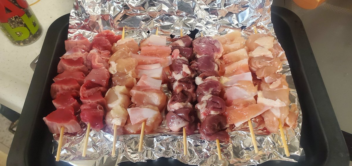 ナツキ tweet media