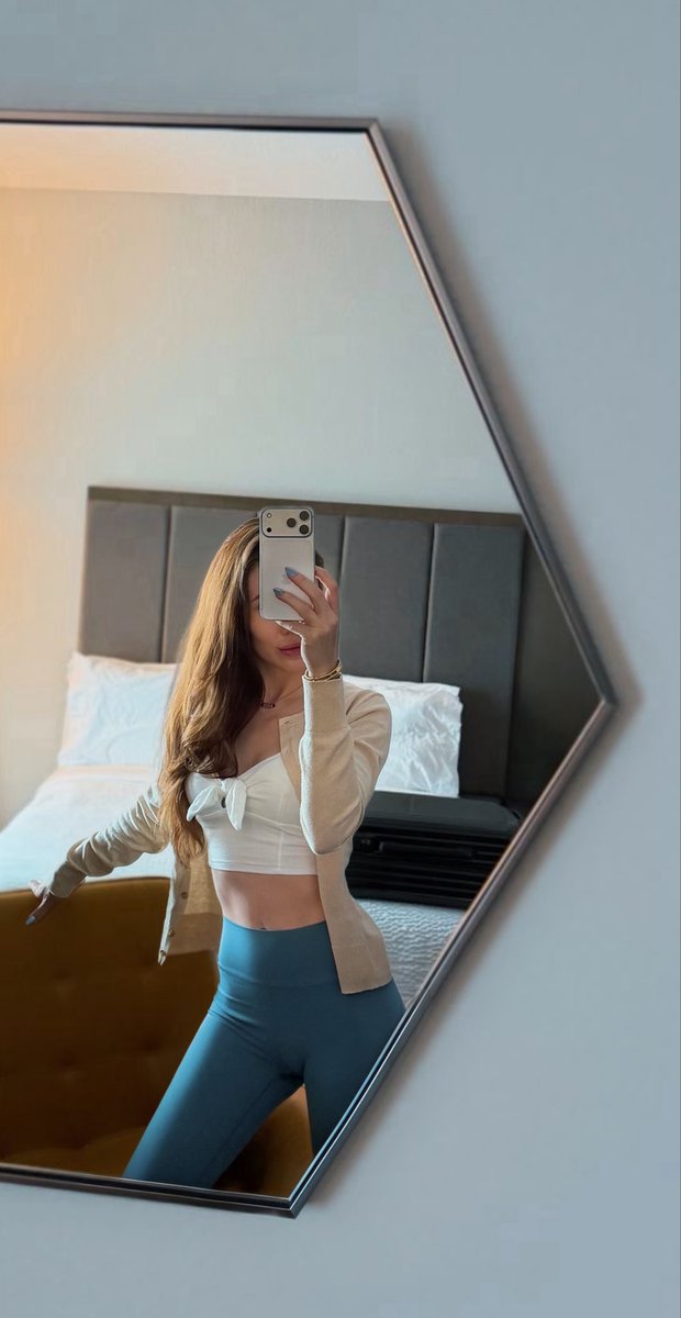 Audrey Sofia tweet media