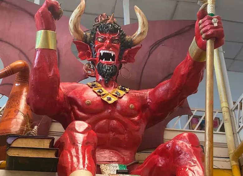 manfightinggod's tweet image. Colombia this is your God #riosucio #caldas #colombia