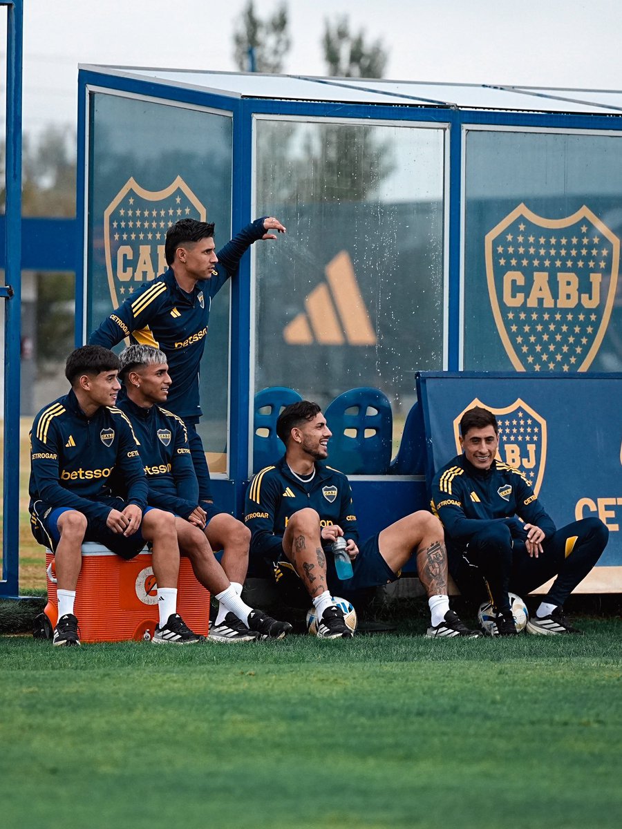 La mesa chica de Boca es cosa seria.