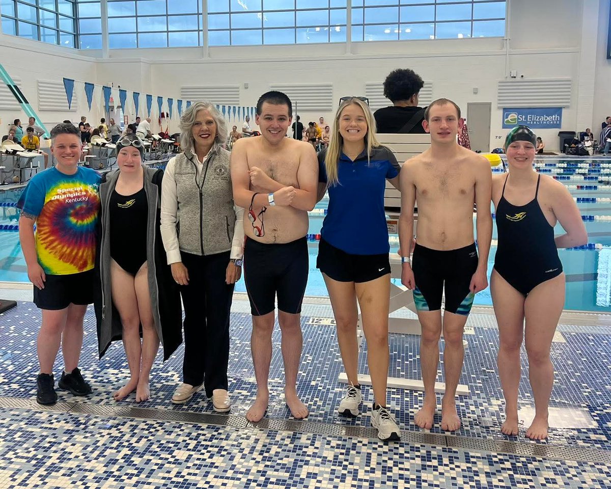county_kenton's tweet photo. Congrats to Carmen, Justin, Carson &amp; Maddie who qualified for the 2026 Special Olympics USA Games in Minneapolis in June!  
They are pictured here with KY Special Olympics reps Loran Trent, Holly Vincent, &amp; KY Senator Shelli Fromeyer. https://t.co/iWy1uwyiAT