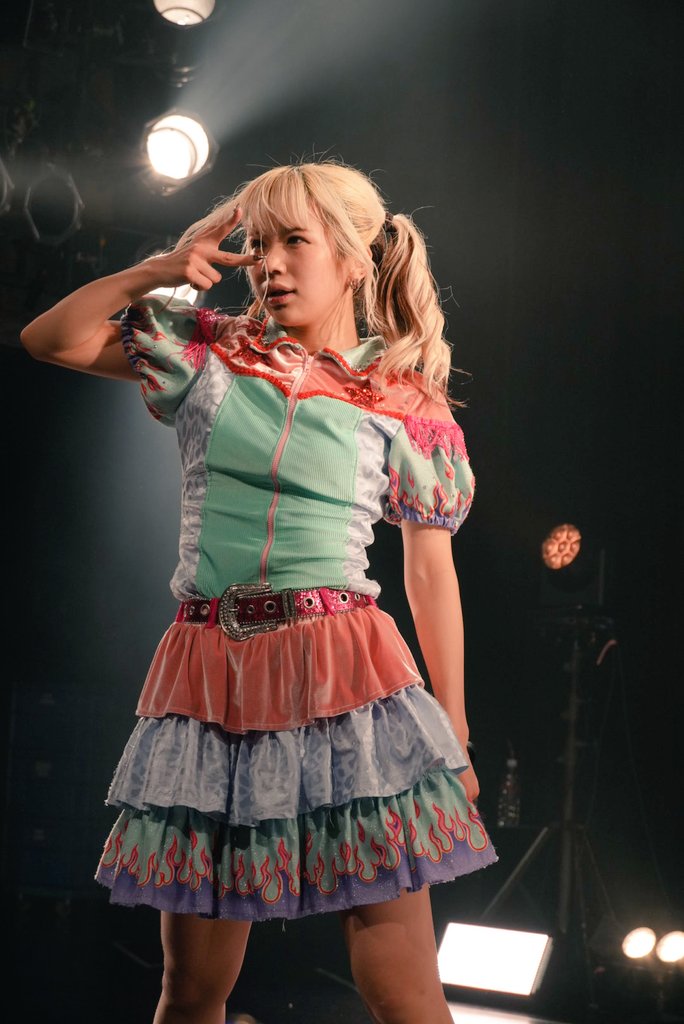 2310_qqq's tweet image. おはびーび❤
さいきん睡眠のサイクルがずれてきてます💤
2時頃迄寝れない事しばし🤔
毎日全ラジリアタイできそうw
以前は何時に寝ても6時には目が覚めてたけど
5〜6時間は熟睡😪💤できてる感じです
予定ある時は目覚まし⏰💥必須ですっ
ﾏｲﾆﾁｶﾜｲｲﾖ♡ｷｮｳﾓﾔﾊﾞﾋﾞﾋﾞｰ
#PIGGS 
#BIBI