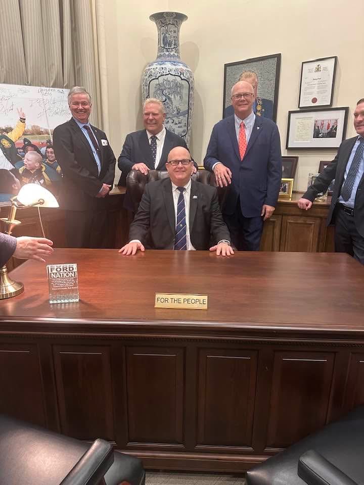 Lisa Robinson tweet media