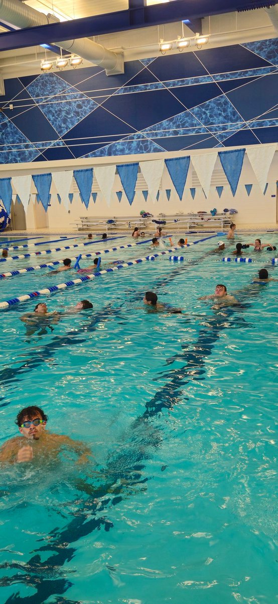 county_kenton's tweet photo. Scott HS track have been dedicating one practice a week in the pool!  A great way to provide a low impact workout to our athletes!  @shseagles https://t.co/7tvegXM4YN