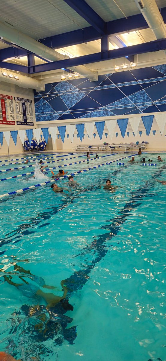 county_kenton's tweet photo. Scott HS track have been dedicating one practice a week in the pool!  A great way to provide a low impact workout to our athletes!  @shseagles https://t.co/7tvegXM4YN