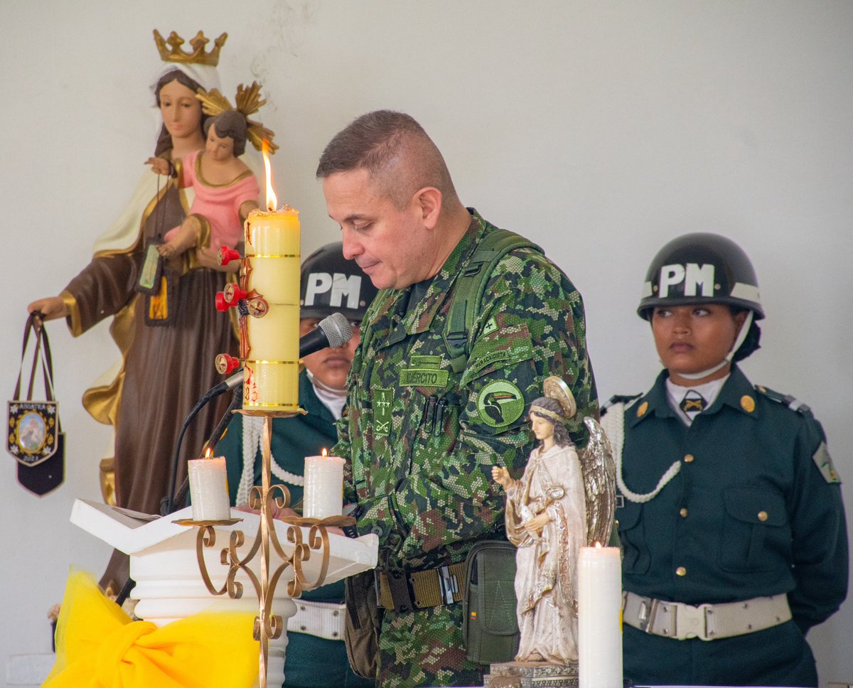 Cuarta División del Ejército Nacional tweet media