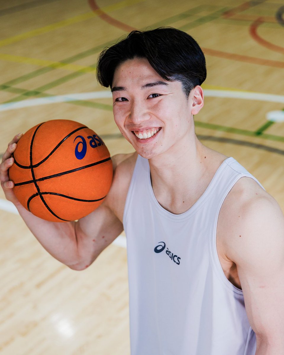 ASICS Japan tweet media