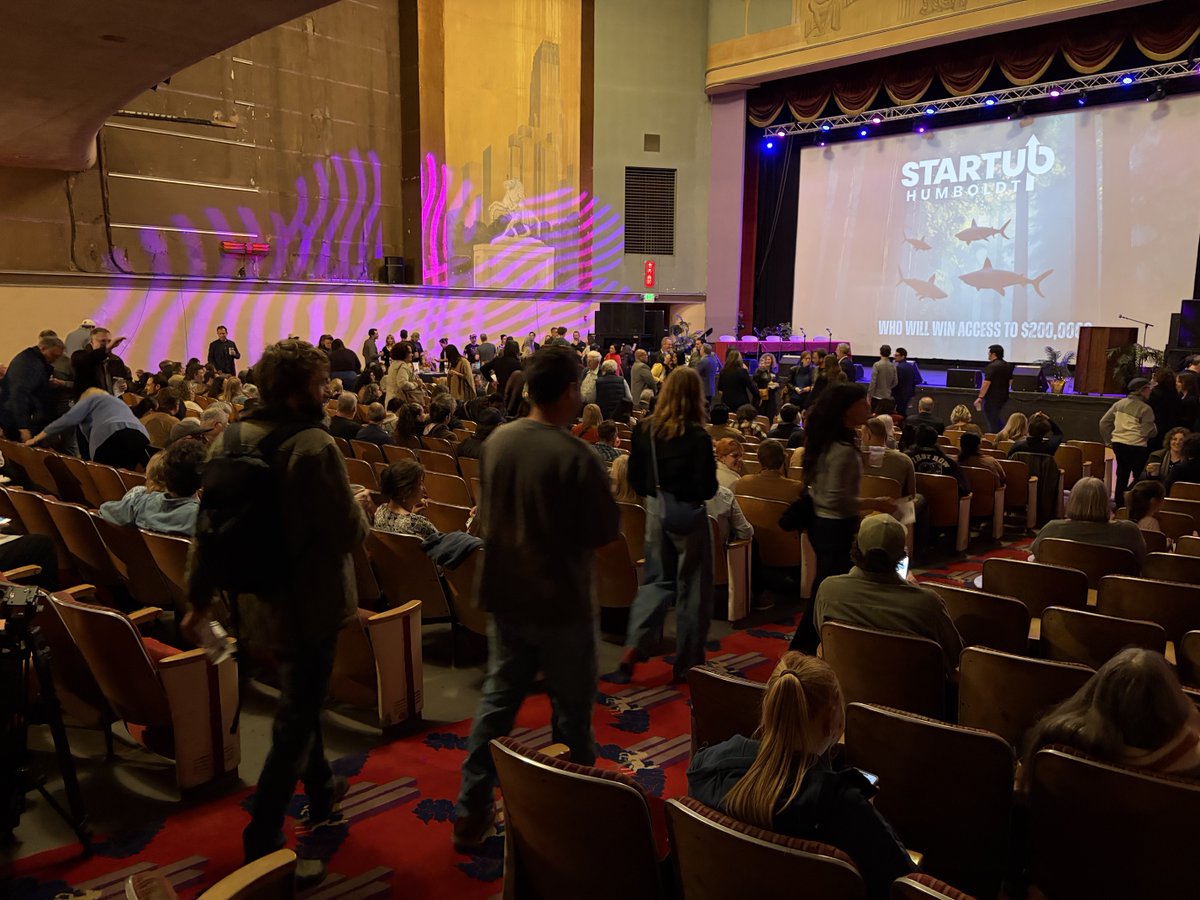 cyriloberlander tweet media