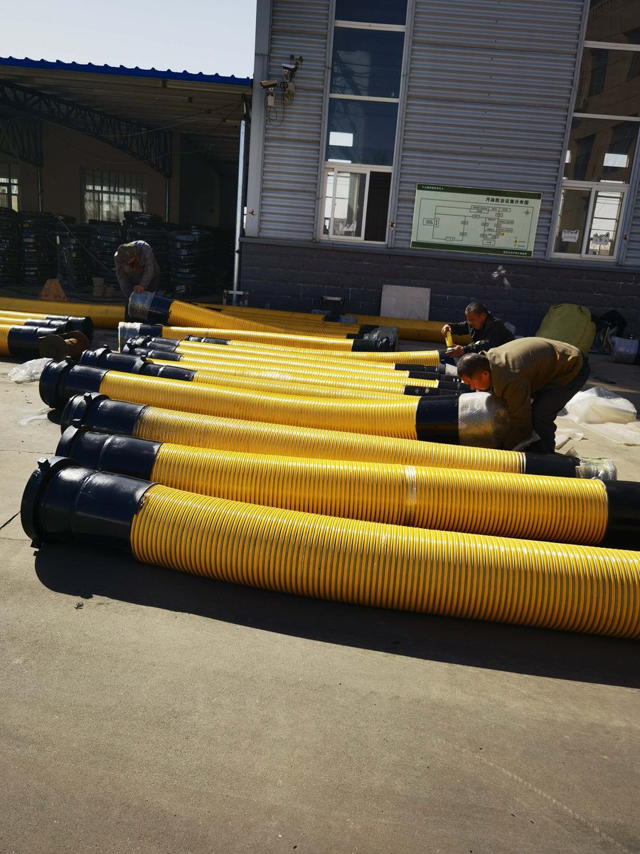 👏Composite hose
WhatsApp：+86-18932813265
Email：amy@hujinhebei.com
Website: hujinhose.com
#HuJinTechnology #hose #pipe #SuctionHose #CompositeHose #SandblastHose #CeramicRubberHose #DrillingHose #HydraulicHose #HighPressureHose #IndustrialHose #RubberHose #Flange
