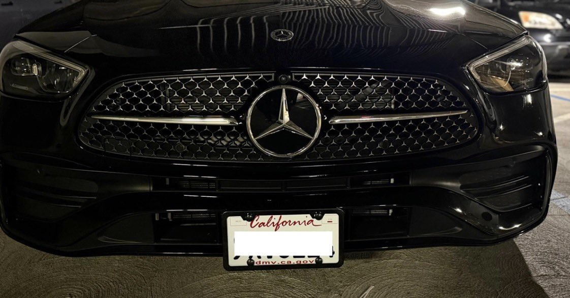 STONSHO's tweet photo. Midnight on wheels 🌙 
#mercedes #amazon #luxurycar #luxury https://t.co/FFGMWd6JNA