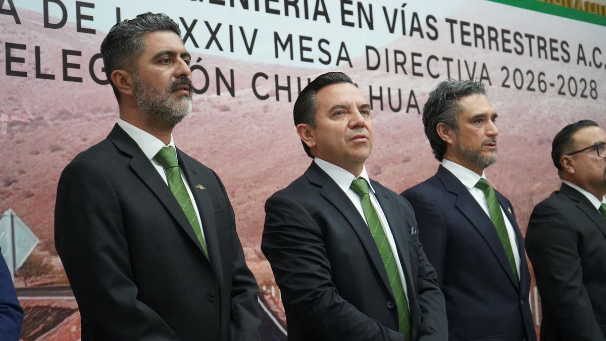 AMIVTACmx's tweet image. La toma de protesta fue realizada por el Ing. Carlos Alberto Correa Herrejón, Vicepresidente 3, en representación de la AMIVTAC Nacional.

Reconocemos la labor del Ing. Leonel Barrientos Juárez y damos la bienvenida a esta nueva etapa. ¡Enhorabuena! 

#AMIVTAC #IngenieríaVial