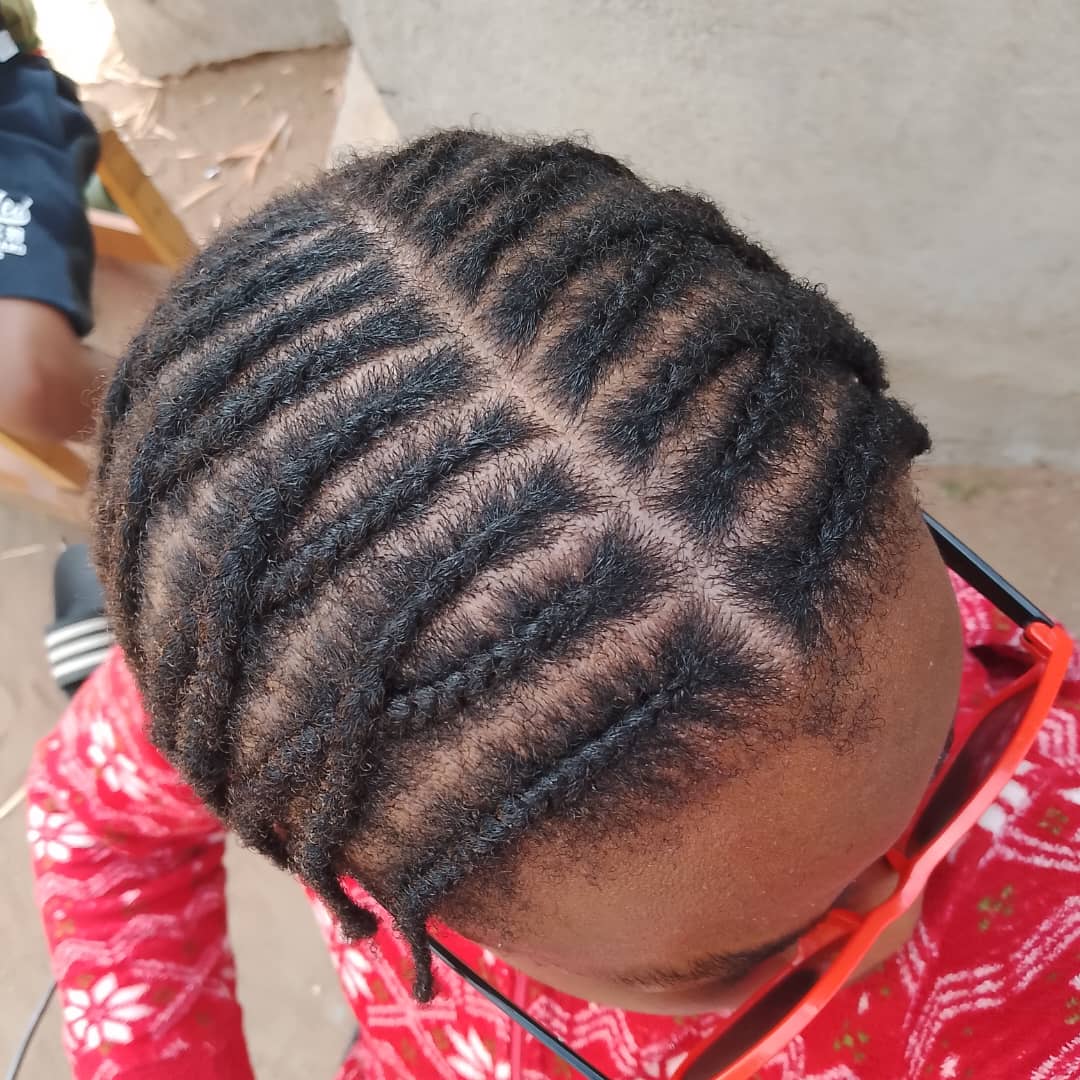 alexwillie84's tweet image. cornrows 💇‍♂️
#taksimmeydanı 
#fypシ゚viral 
#cornrows
#menhairstyle
