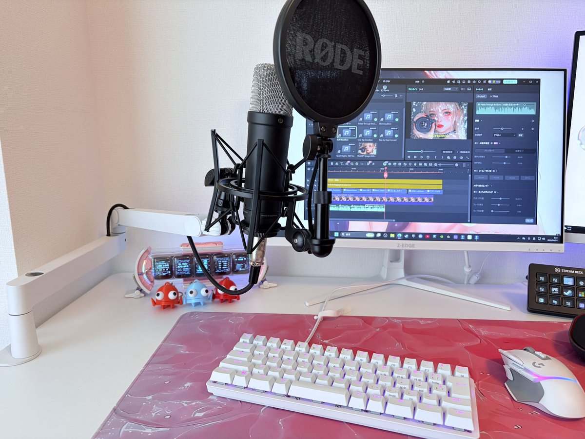 ulala358's tweet image. マイク邪魔😫問題やっと解決🩵

視界を遮らない
重いマイクも余裕で支える
水平360°／垂直90°で自由自在
使わない時はスッと畳める
モニター下からニョキっと出せる

マイクアーム、これ一択🥰🥰🎤✨

#デスク周り　#マイクアーム　#Elgato #配信環境