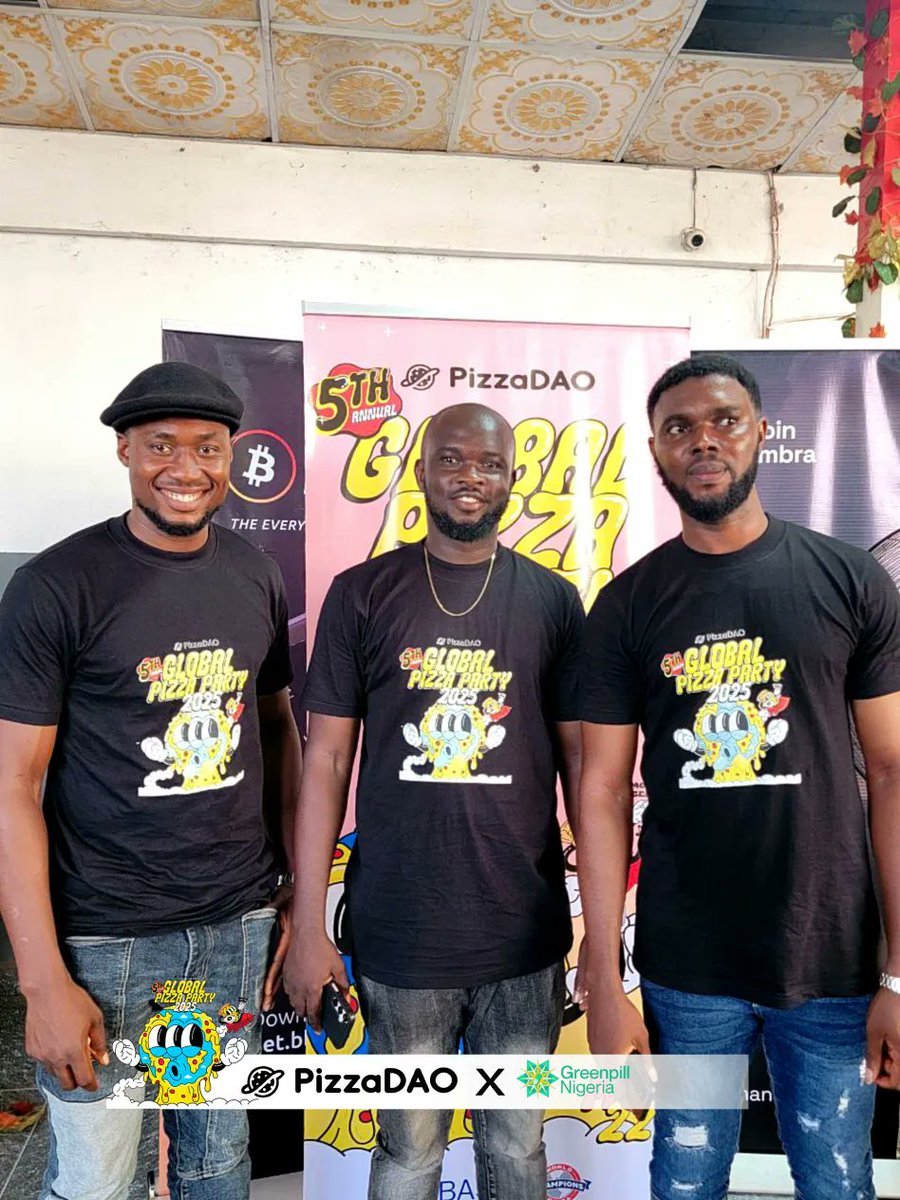 Pizza_DAO's tweet photo. 🗺️🍕🥳
29 days until Bitcoin Pizza Day!

🇳🇬 Last year's party in Anambra, Nigeria. Hosted by @amioantho: https://t.co/2ImamSRDSG