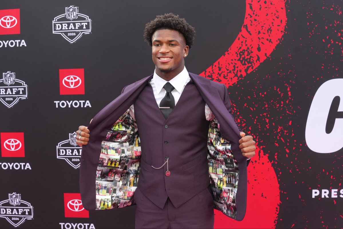 Dallas Texas TV tweet media