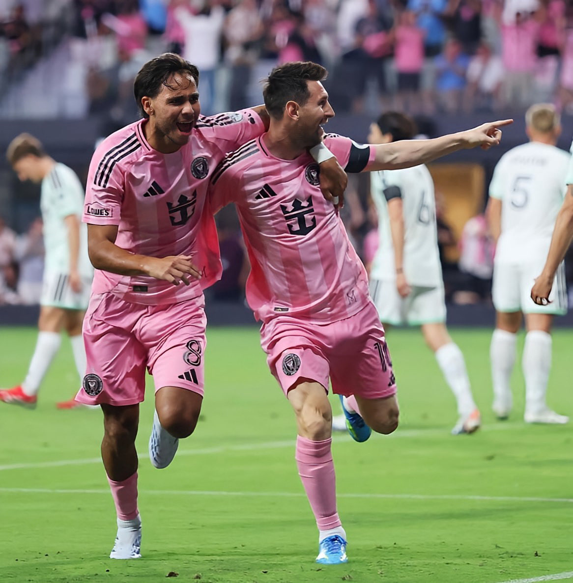 locoxvos tweet media