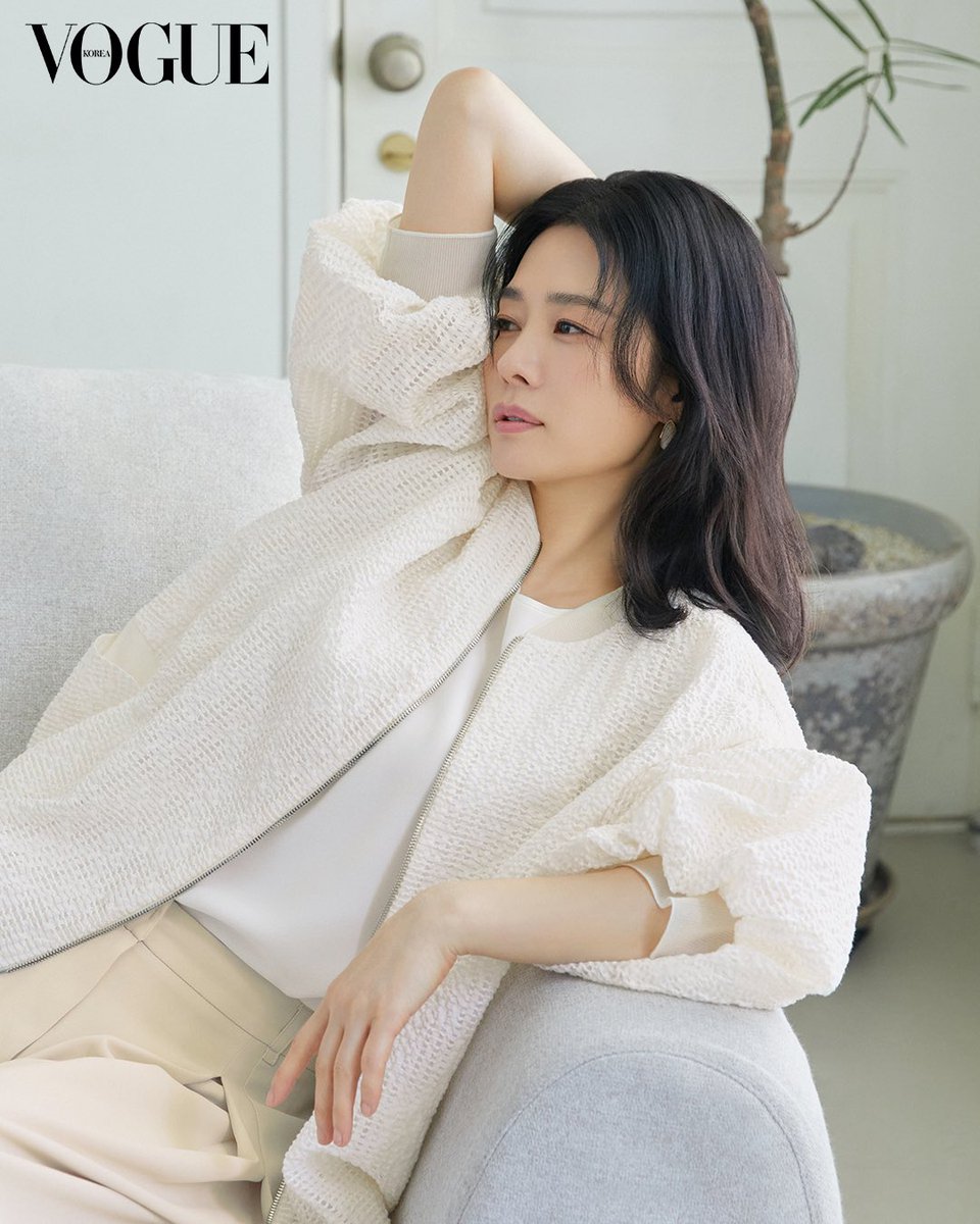 official_SEESUN's tweet photo. [#김현주]

VOGUE KOREA 2026년 5월호 공개🤍

#KimHyunJoo  
#보그코리아 #VOGUEKOREA 
#아이잗바바 #IZZATBABA https://t.co/gJbcvUfBkL
