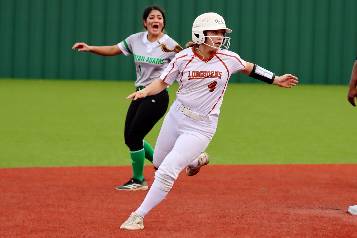 dallasathletics's tweet photo. Dallas ISD softball bi-district playoff “triple header” Thursday night at the Elsie Moreno Softball Complex. a#PlayBIGDallas

Jefferson vs. Mesquite Poteet
Bryan Adams vs. W.T. White
Woodrow Wilson vs. Hillcrest https://t.co/fNPXkr7E4T