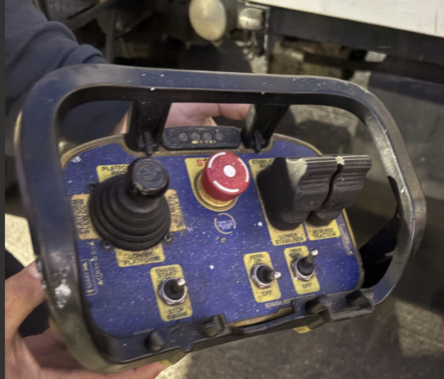 yarratrams's tweet photo. Can you help? One of our overhead trucks accidentally lost its remote pendant yesterday, and we haven’t been able to locate it. It may have fallen onto the road somewhere in Southbank or South Melbourne. If you’ve seen it, please get in touch. https://t.co/D1tC0nQsZZ