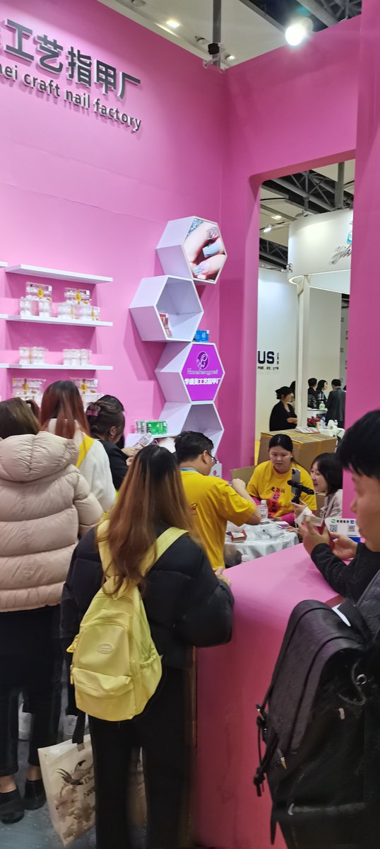 GiseleCrafts's tweet image. 🤝 Great exhibition moments with global partners! Gisele showcases OEM/ODM press-on nails &amp;amp; builds real business trust.

📧 sales@giselenails.com
🌐 giselenails.com

#gisele #pressonnails #oemodm #b2bbeauty #nailsupplier