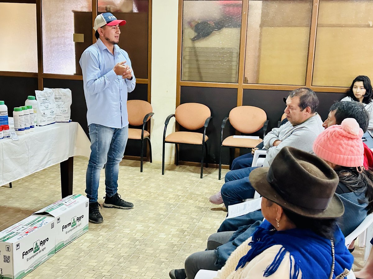 #Loja | 🌽 Hoy realizamos la entrega de 17 paquetes tecnológicos agrícolas destinados al cultivo de maíz suave, beneficiando a productores del cantón Loja, en la parroquia #Chuquiribamba.
Con esta iniciativa fortalecemos la productividad, optimizamos los procesos de cultivo.