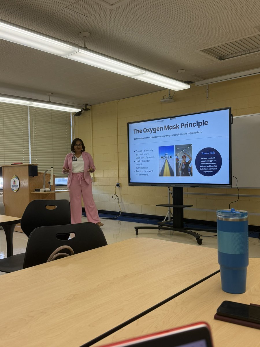 MrsThomasWHES's tweet image. @LatreiciaAllen giving us nuggets on how to sustain wellness as a teacher leader! Well said! #CCS #CCAPAP