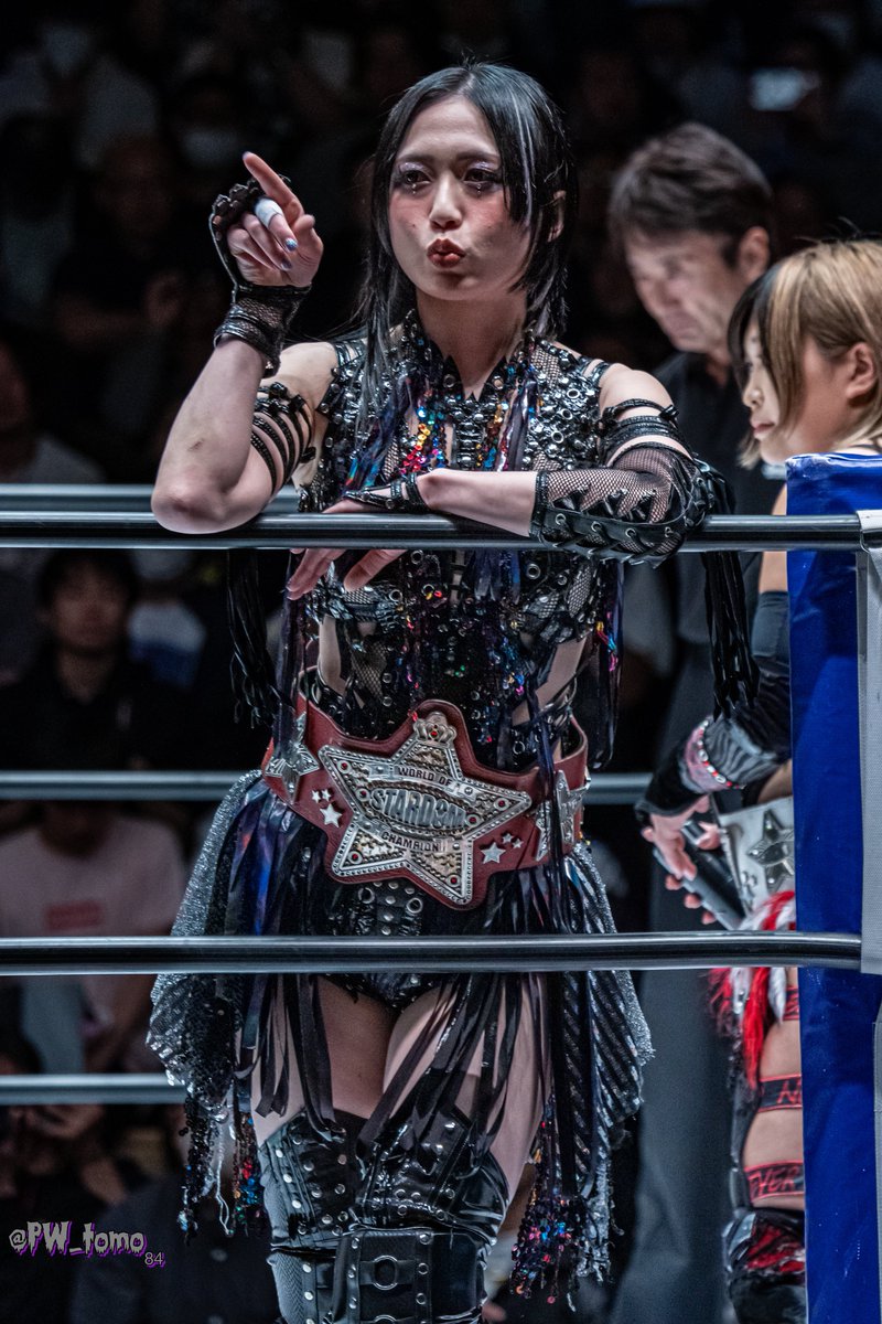PW_tomo84's tweet image. しもべ達をチェック中の沙弥様🖤

4.23後楽園ホール
STARDOM NIGHTER in KORAKUEN 2026 Apr.2
#上谷沙弥
#HATE
#STARDOM