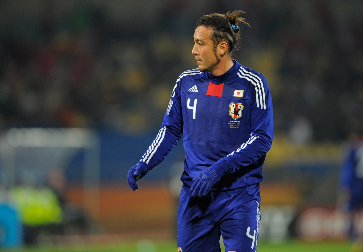 FIFAWorldCup_JP's tweet image. 今日は #田中マルクス闘莉王 の誕生日！🎂🎉

闘志あふれる守備で日本代表を支えたセンターバック🔥

2010年の FIFAワールドカップ南アフリカ大会 に出場しベスト16進出に貢献 🇯🇵🌍

#HBD | #FIFAWorldCup