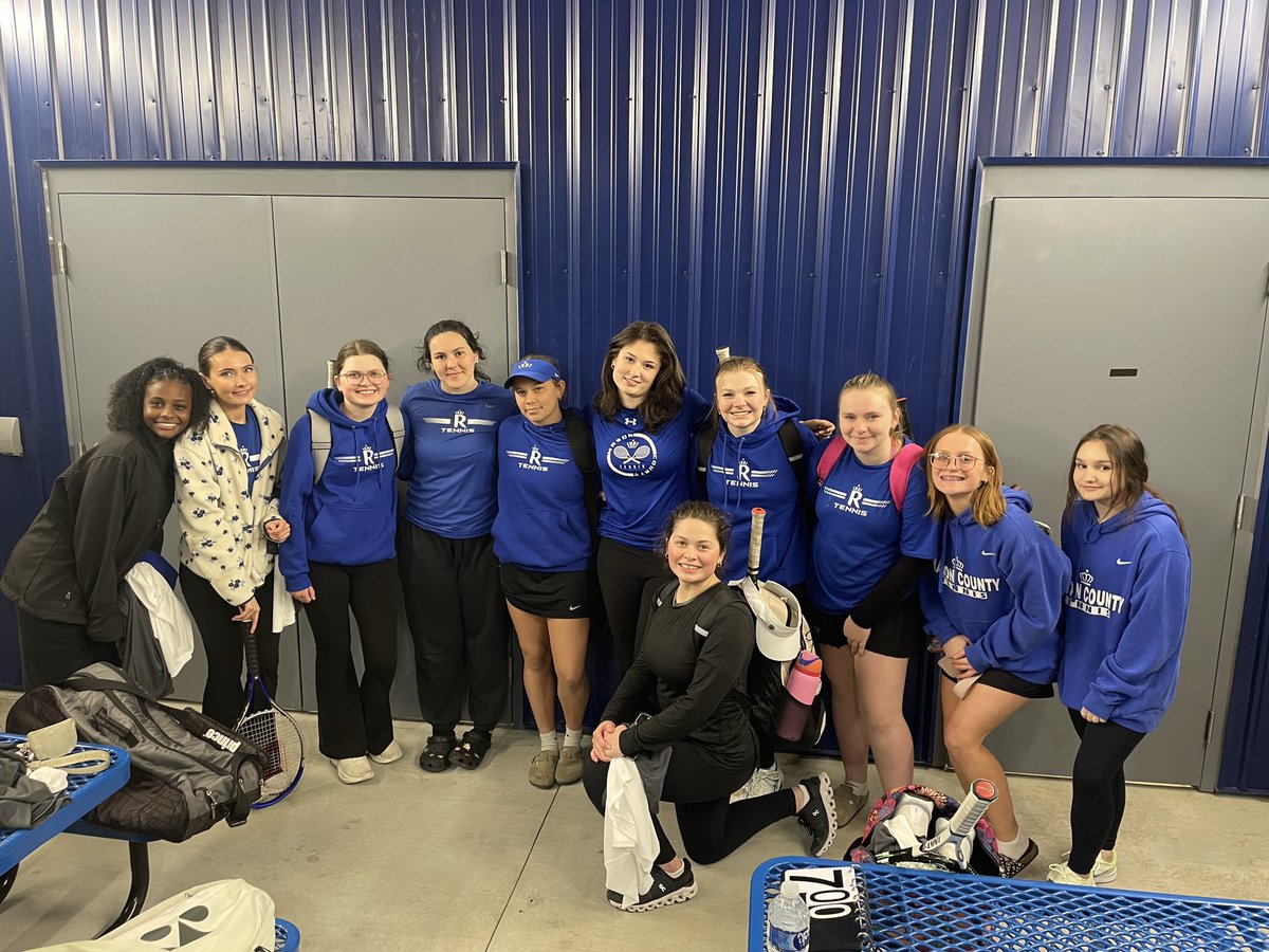clay223's tweet photo. @MCHSgirlstennis  Mason Co. bounces back and defeats Bourbon Co 3-2 tonight. Girls won several key tiebreaks to secure the win. Girls are back in action Friday night vs St. Patrick at home 4:15pm. https://t.co/GZpkFSrJup