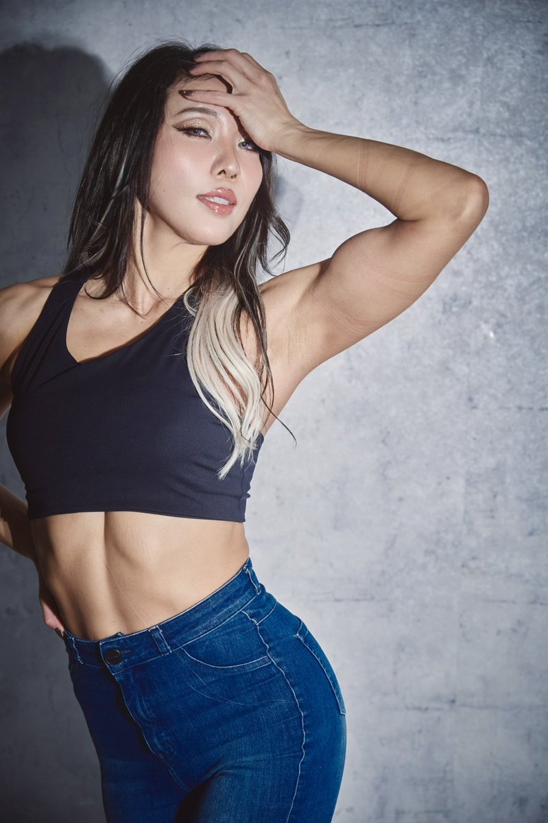 おはよ

まだダブって見えてるけどそれ以外元気よ！