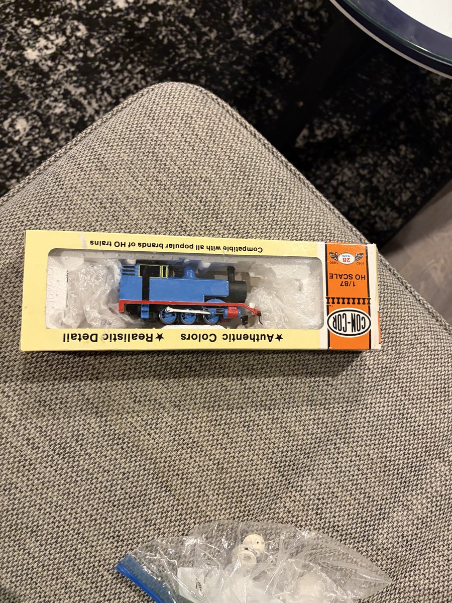 dumbidiot45's tweet photo. Custom box will be real https://t.co/pdRPQcL1Rh