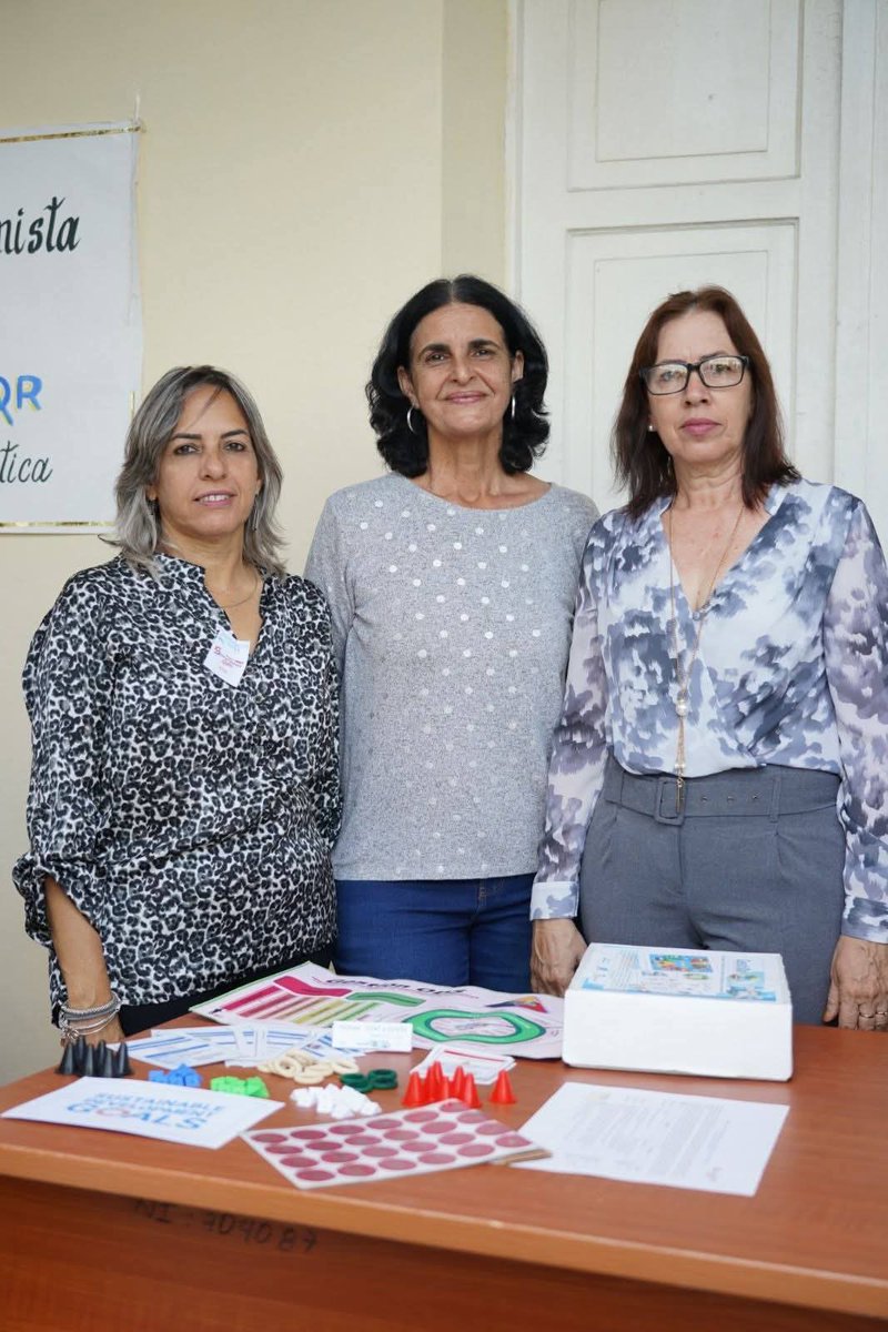 UnissJMarti's tweet photo. En el contexto de la Feria Soluciones Cuba efectuada en la @UnissJMarti  la Facultad de Ciencias Técnicas y Empresariales se destacó por su  participación donde se presentaron valiosos resultados de investigaciones y proyectos innovadores. 
 #UnissNosUne https://t.co/opIemJK6d4