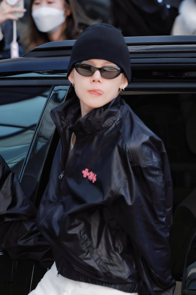 beanie jjukkyumiz… 🧎