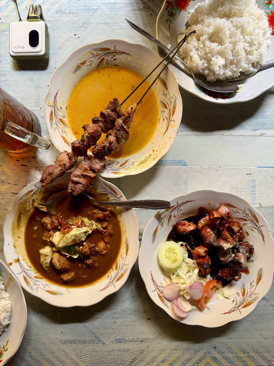 (Om) Adit tweet media