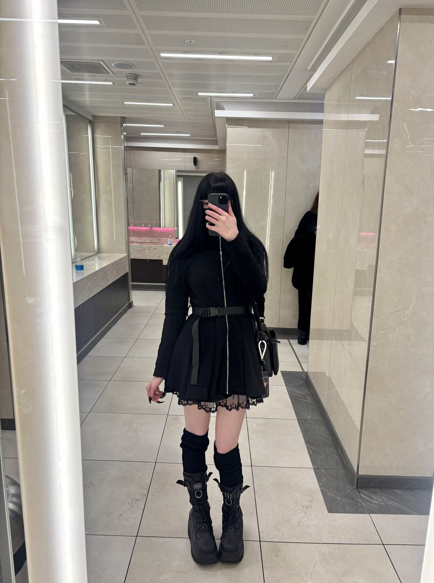 Raven tweet media