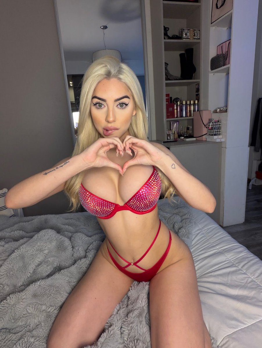 Maya 🌹 tweet media