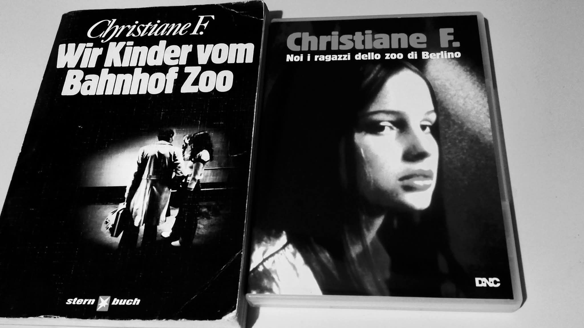AleMontosi's tweet image. #Giornatamondialedellibro #Berlino
"Sono andata alla stazione di Bahnhof Zoo e ho visto la miseria per la prima volta: dei vecchi senzatetto che dormivano nel loro vomito. Fu qui che ebbe inizio la mia vita di tossicodipendente".
Christiane F.
Info:
alemontosi.blogspot.com/2025/03/christ…