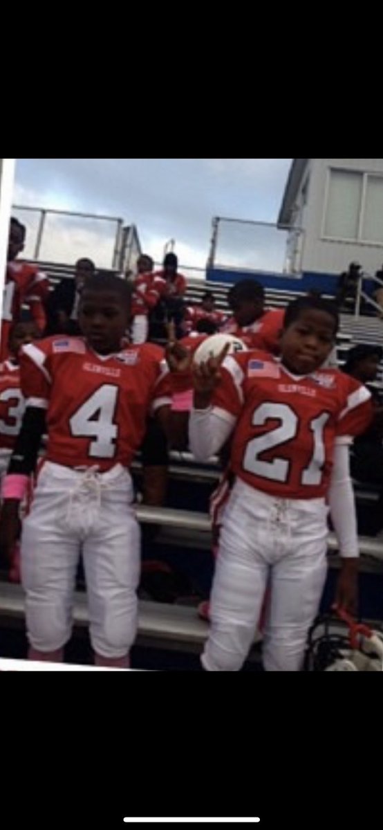 HammJameil's tweet image. DREAMS DO COME TRUE! Congrats to my brother 🔥  #ArvellReese #NYGiants #GVT #Tarblooder #Glenville