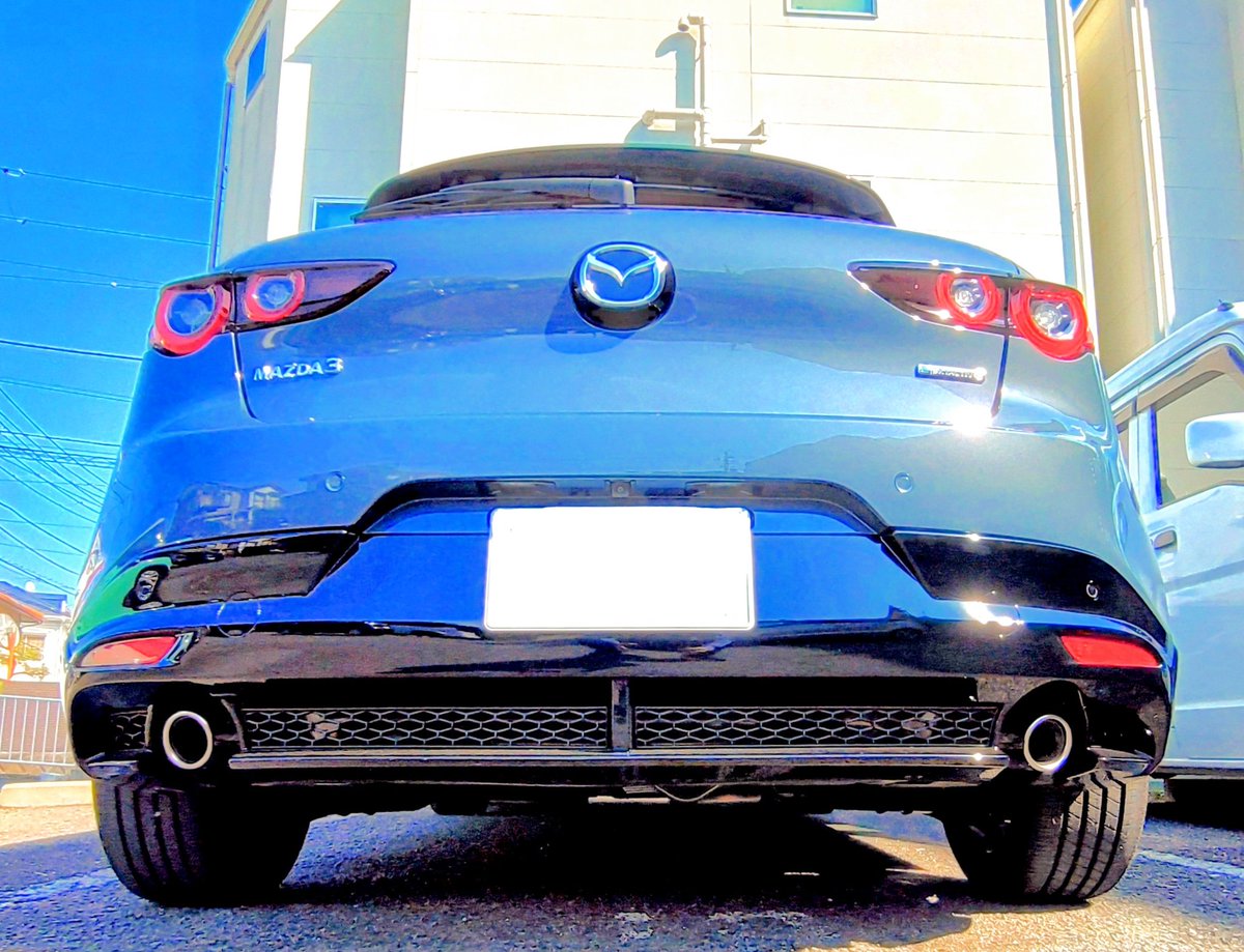 MAZDA３@旅人 tweet media