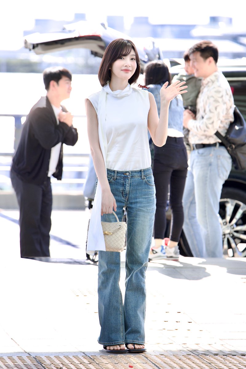 haistephanieee's tweet image. 24042026 ICN-&amp;gt;KUL

#JOY #박수영 #조이
#RedVelvet #레드벨벳