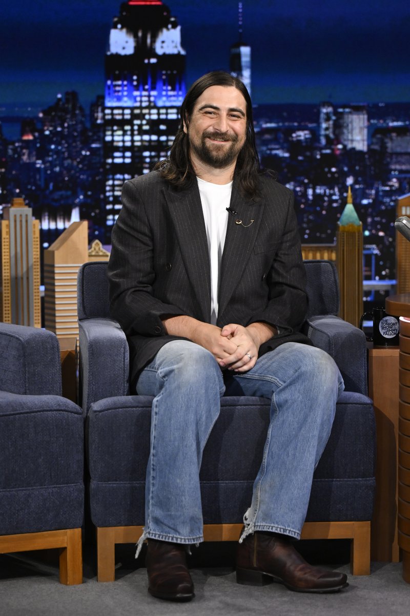 FallonTonight's tweet photo. .@NoahKahan makes his Tonight Show debut to talk his new album The Great Divide, his documentary Noah Kahan: Out of Body, and his upcoming stadium tour tonight! #FallonTonight https://t.co/r4n7yj28tj