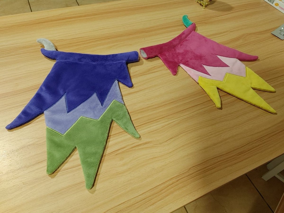 Don't mind the abysmal quality, the sunlight was barely even there anymore to take good pics but I had a promise to fulfill 💔
. 
. 
. 
#deltarune #spamton #spamtonneo #spamtongspamton #fanart #neospamton