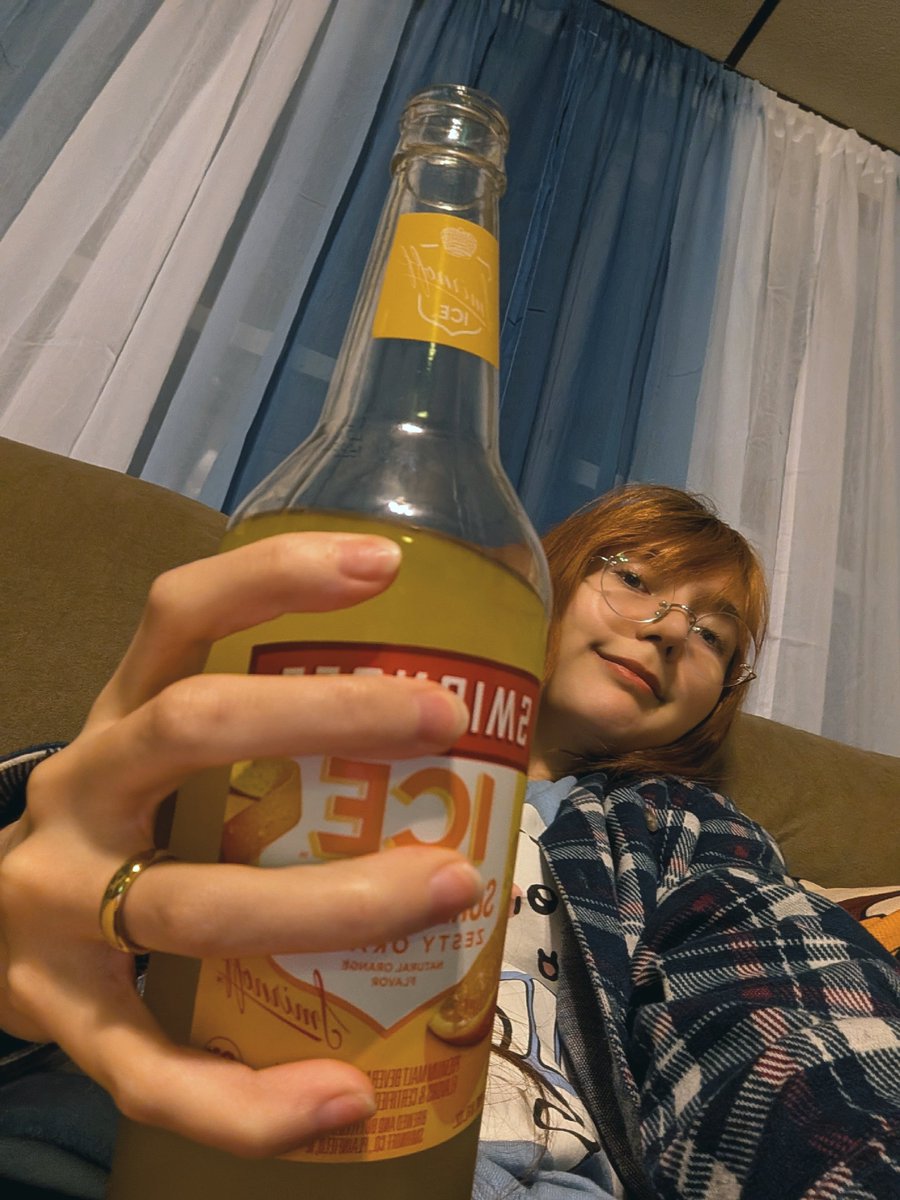 📺ellen z tweet media