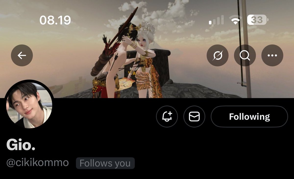 ❁, tweet media