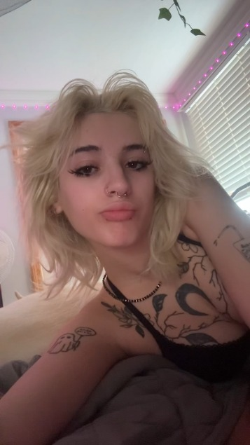 ★彡 𝐏𝐚𝐢𝐠𝐞 彡★ tweet media