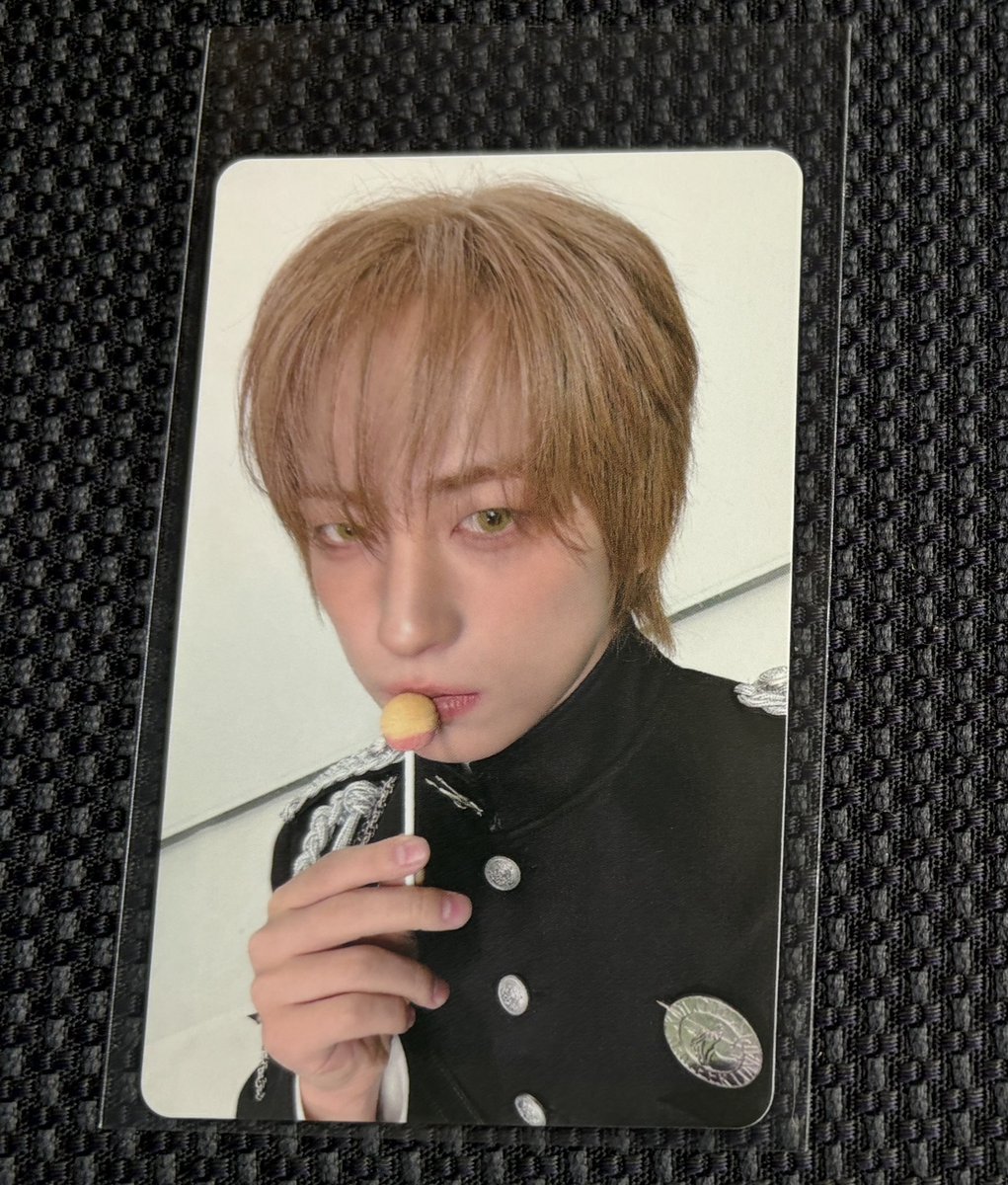 𝕊𝕌ℤ𝕌^‎´•ﻌ•`^ʷᵉᵒⁿꜰⁱʳᵉ☾⋆ tweet media