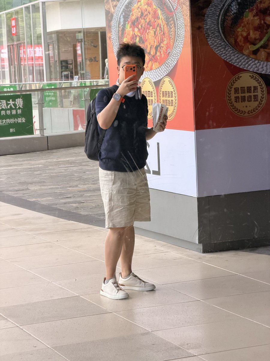 耀耀 tweet media